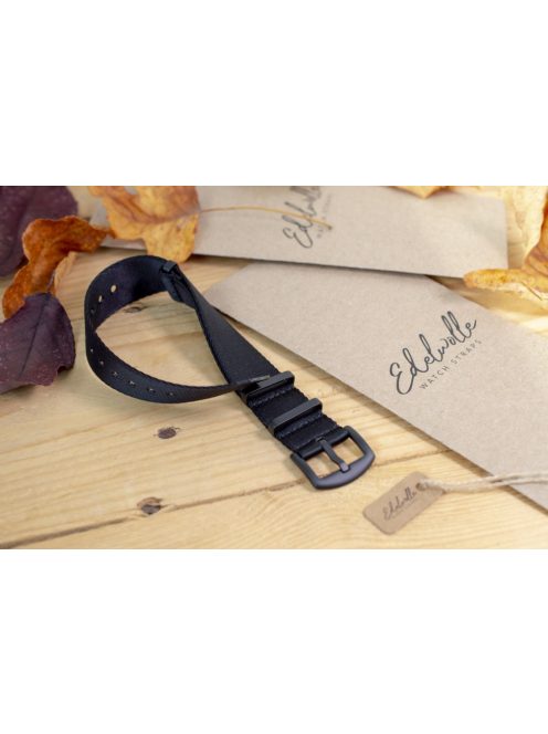 Edelwolle Black prémium Nato óraszíj, fekete, 22 mm