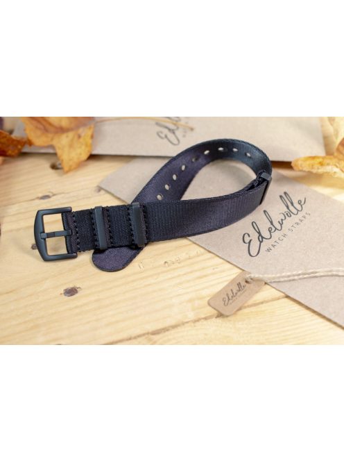 Edelwolle Black prémium Nato óraszíj, fekete, 22 mm